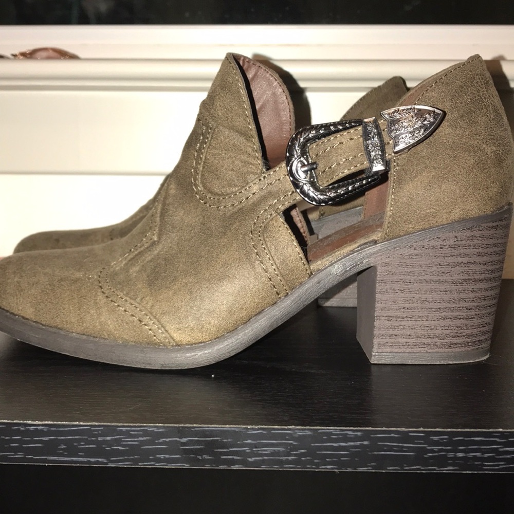 Shoes
